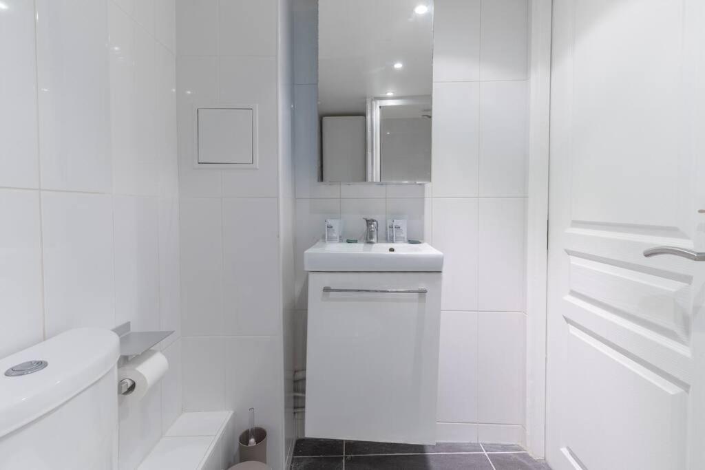 Home Suite Home Grands Boulevards - 11 - Paris Luaran gambar